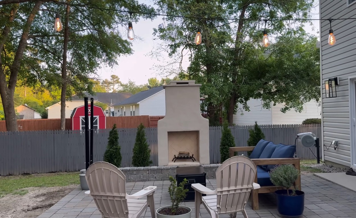 Outdoor fireplaces and kitchens masonry construction in Des Moines, IA